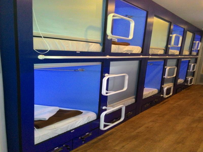 Qb Sleep Capsule Hotel Kuta Lombok Dış mekan fotoğraf